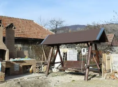 Βίλα Bradutul De La Munte Μπραν